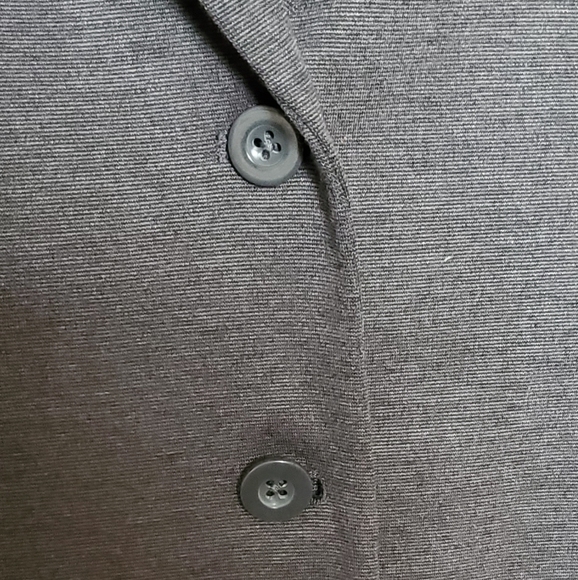 Stylish Grey Blazer - Picture 3 of 10